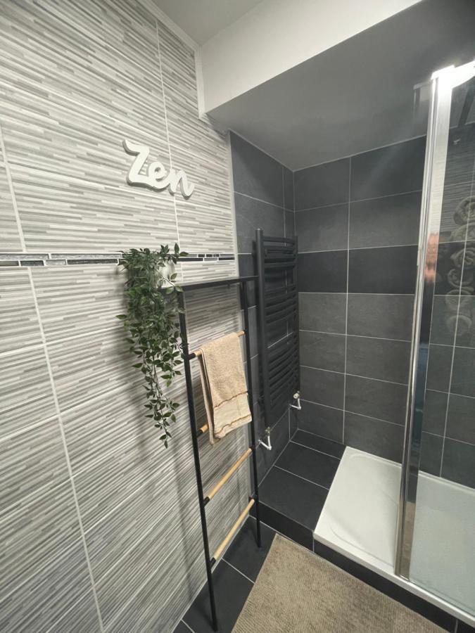 Apartamento Myhomezen Chessy Disneyland Val D'europe - 3d Playstation 4 Chessy (Seine-et-Marne)
